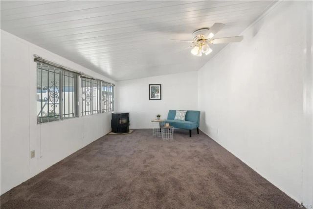 992 S Elk, Hemet, CA 92543