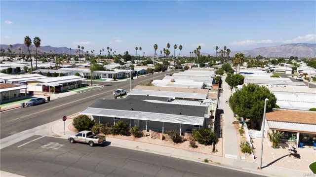 992 S Elk, Hemet, CA 92543