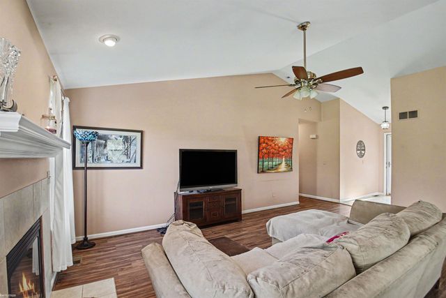 9533 Amy Road, Algonac, MI 48001
