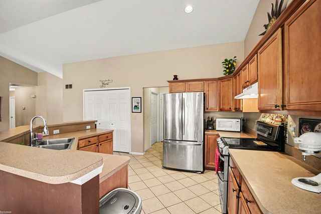 9533 Amy Road, Algonac, MI 48001