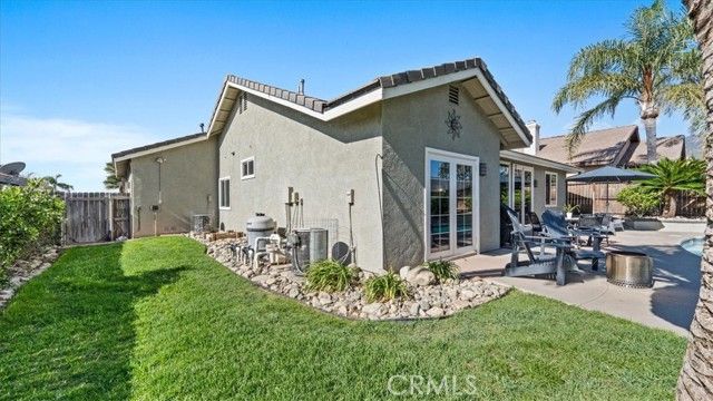 2816 W Sunnyview, Rialto, CA 92377