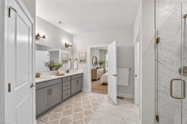 2136 Edwin DR, Chesapeake, VA 23322