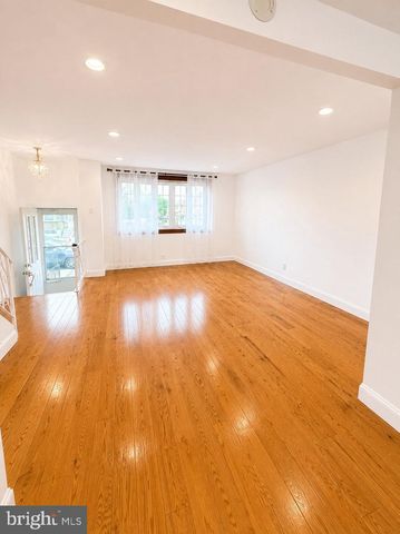3646 GENESEE DR, Philadelphia, PA 19154