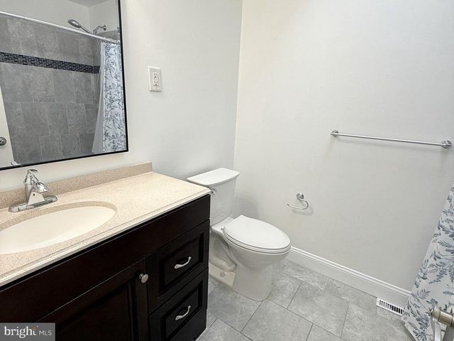3646 GENESEE DR, Philadelphia, PA 19154