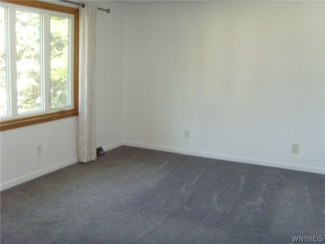 40 Princeton Place, Orchard Park, NY 14127