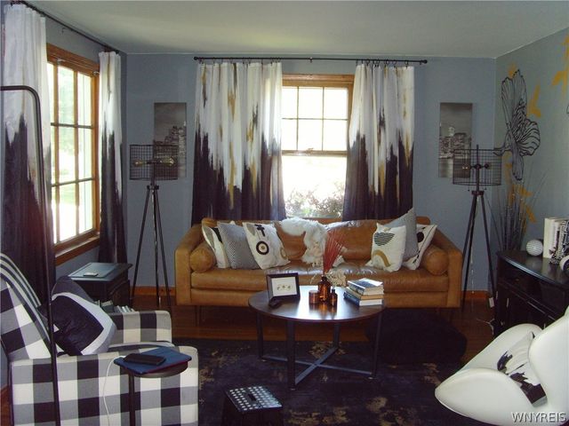 40 Princeton Place, Orchard Park, NY 14127
