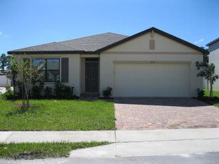 476 Seafoam Circle, Fort Pierce, FL 34945