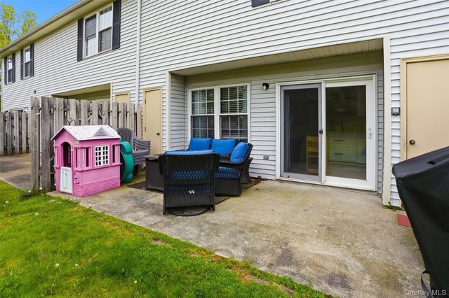 6 Goldsmith Court, Washingtonville, NY 10992
