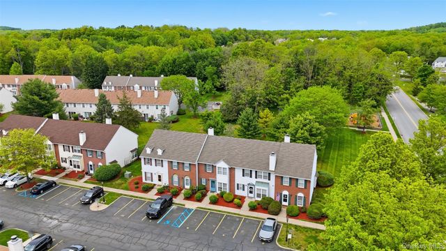 6 Goldsmith Court, Washingtonville, NY 10992