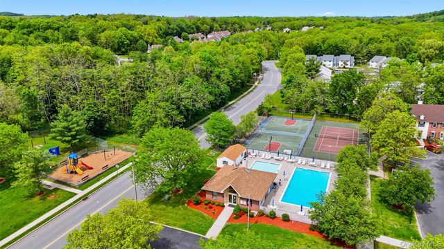 6 Goldsmith Court, Washingtonville, NY 10992