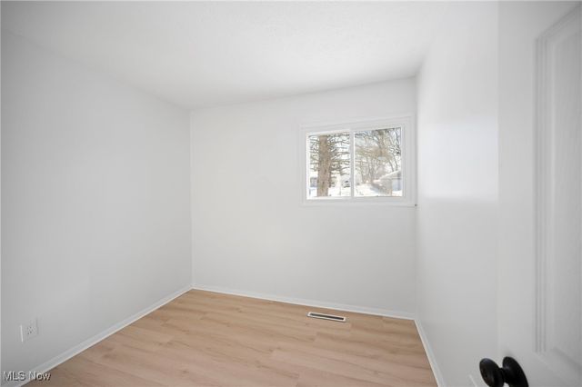 6186 Eldridge Boulevard, Bedford Heights, OH 44146