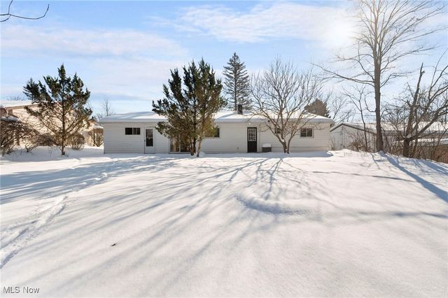 6186 Eldridge Boulevard, Bedford Heights, OH 44146