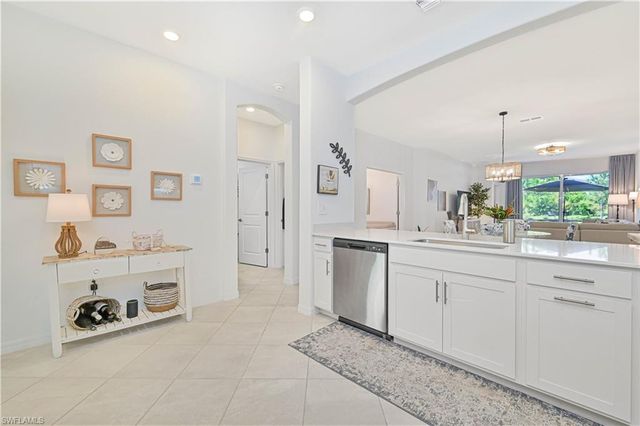 2200 Dragonfruit WAY, Naples, FL 34120