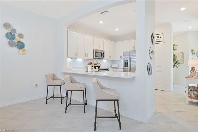 2200 Dragonfruit WAY, Naples, FL 34120