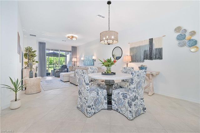 2200 Dragonfruit WAY, Naples, FL 34120