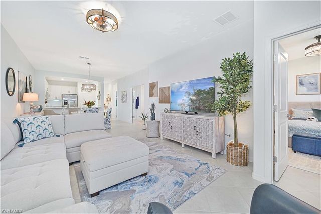 2200 Dragonfruit WAY, Naples, FL 34120