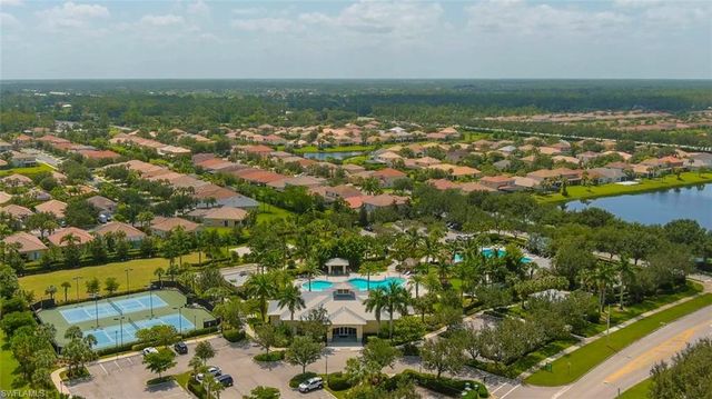 2200 Dragonfruit WAY, Naples, FL 34120