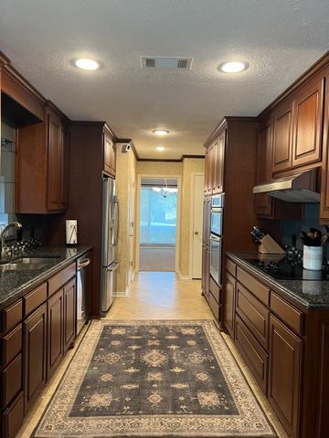 4031 Flintridge Drive, Dallas, TX 75244