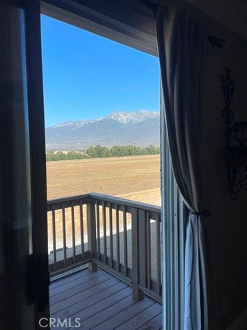 6332 Pointe Court, Fontana, CA 92336