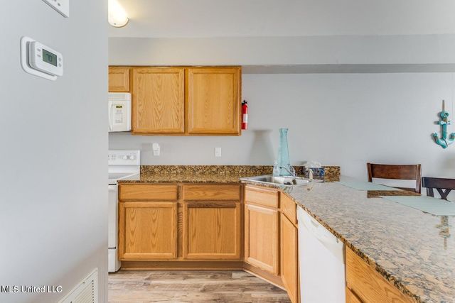 1664 Beach Boulevard, 88, Biloxi, MS 39531