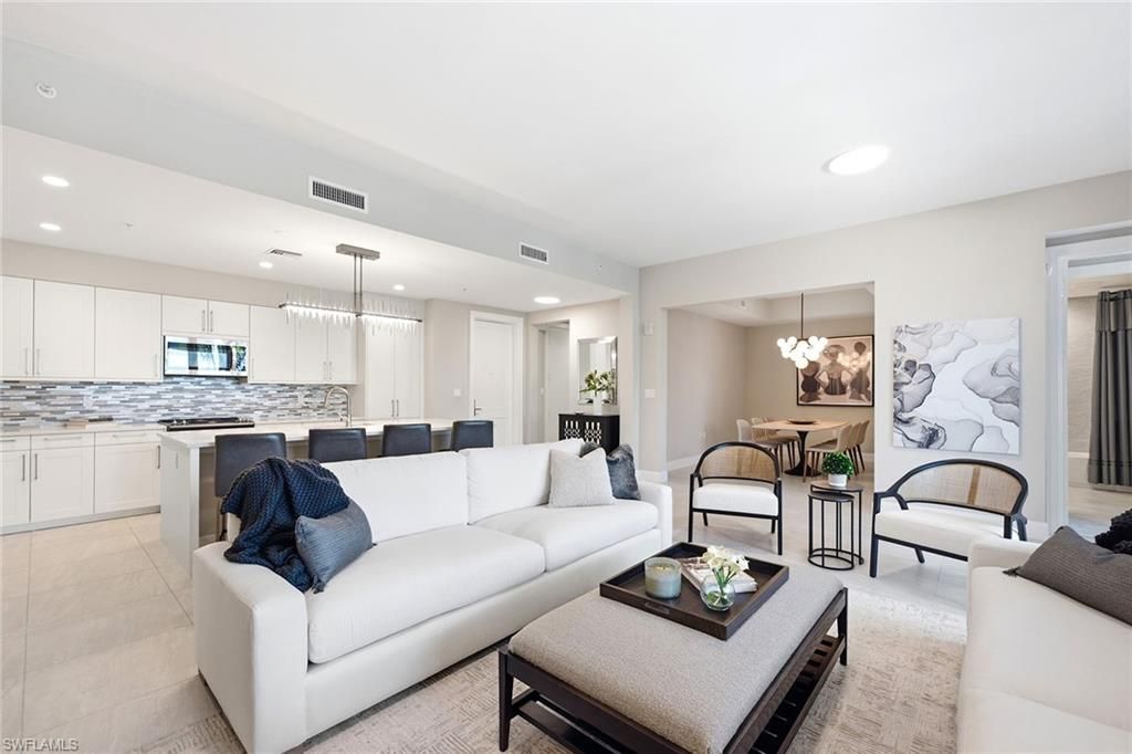 1111 CENTRAL AVE 205, NAPLES, FL 34102 — exterior