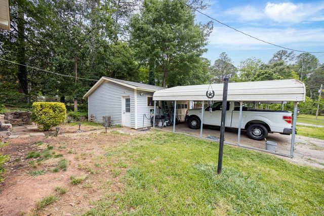 135 Chilton, Lagrange, GA 30240