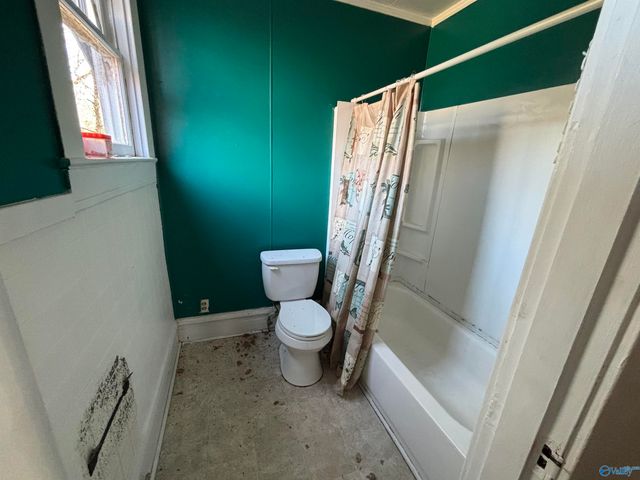 2303 Dozier Street, Gadsden, AL 35904