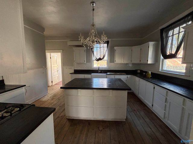 2303 Dozier Street, Gadsden, AL 35904