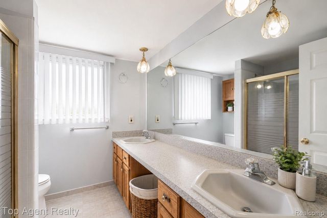 3053 Belcher Drive, Sterling Heights, MI 48310