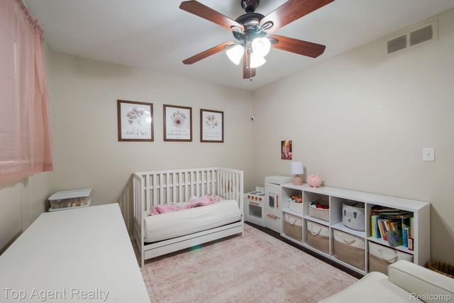 3053 Belcher Drive, Sterling Heights, MI 48310
