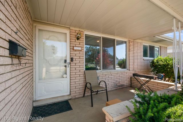3053 Belcher Drive, Sterling Heights, MI 48310