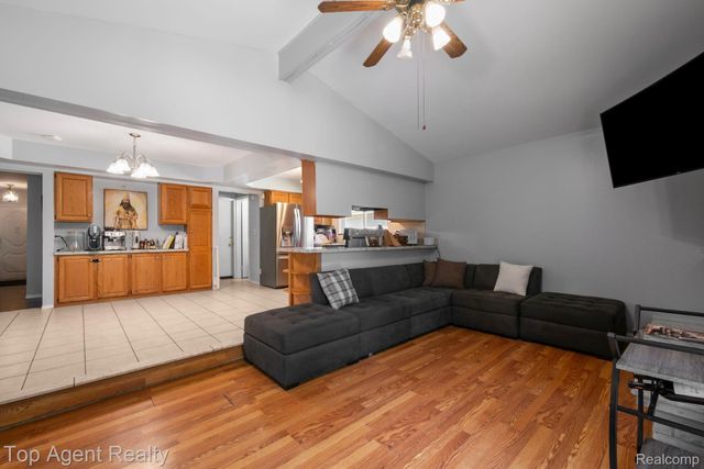 3053 Belcher Drive, Sterling Heights, MI 48310