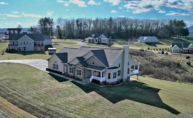 91 Cahas Summit RD, Boones Mill, VA 24065