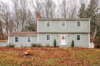 37 Putnam Road, New Milford, CT 06776