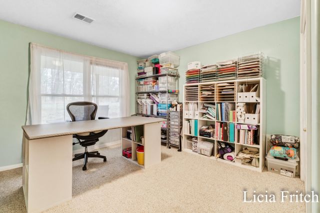 1527 W Addison Way, Laketon Twp, MI 49445