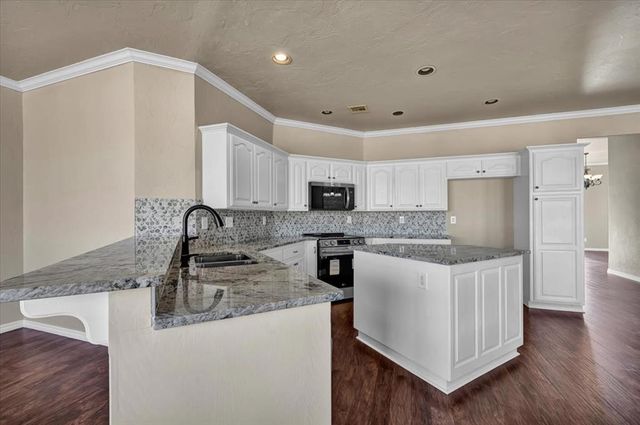 217 NW 160th Street, Edmond, OK 73013