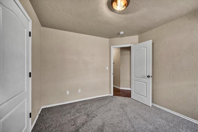 217 NW 160th Street, Edmond, OK 73013