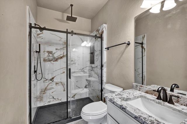 217 NW 160th Street, Edmond, OK 73013