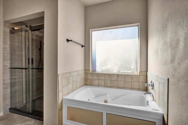 217 NW 160th Street, Edmond, OK 73013