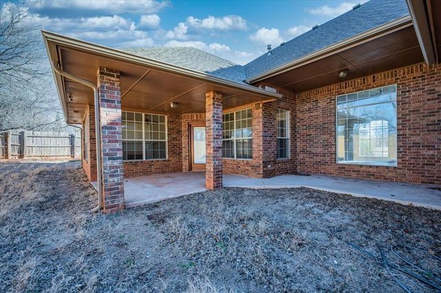 217 NW 160th Street, Edmond, OK 73013