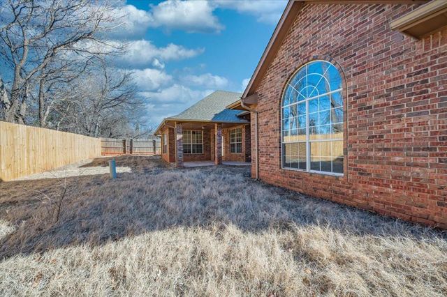 217 NW 160th Street, Edmond, OK 73013