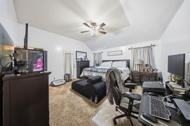 21574 Lake Shadows Drive, Edmond, OK 73012