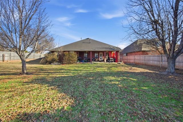 21574 Lake Shadows Drive, Edmond, OK 73012