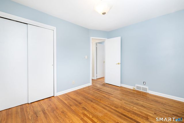 411 Bennetts Farm Road, Ridgefield, CT 06877