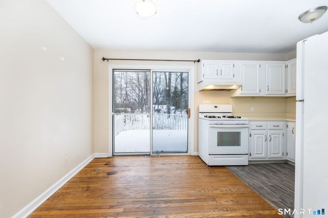 411 Bennetts Farm Road, Ridgefield, CT 06877