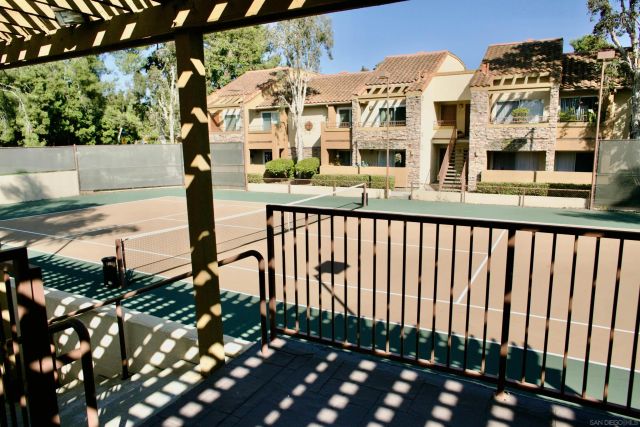 15283 Maturin Dr 71, San Diego, CA 92127