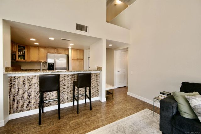 15283 Maturin Dr 71, San Diego, CA 92127