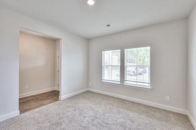 1963 Mahala Dr, Hermitage, TN 37076