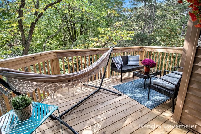 1270 Hillburn Avenue, Grand Rapids, MI 49504