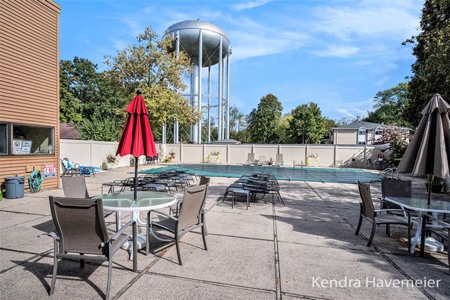 1270 Hillburn Avenue, Grand Rapids, MI 49504